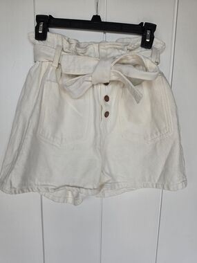 Blank NYC Cream High-Waist Paperbag Shorts with Tie